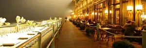 avenue-restaurant-outdoor-diningx900.jpg
