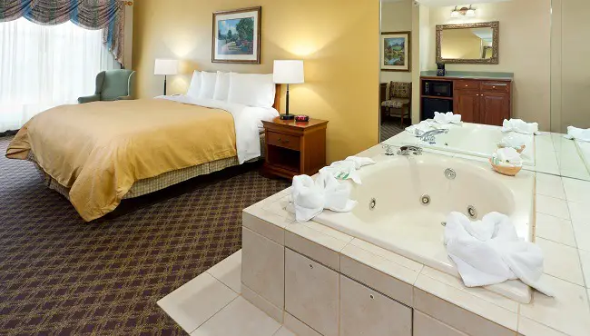 Country Inn & Suites By Carlson Newark Airport