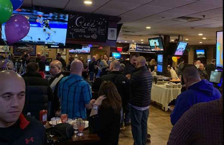 Redds Restaurant & Biergarten Redds Restaurant & Biergarten