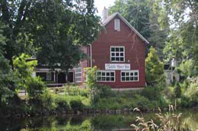 Saddle River Inn