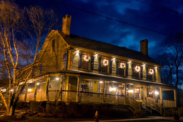Law on opening on thanksgiving in rhode island