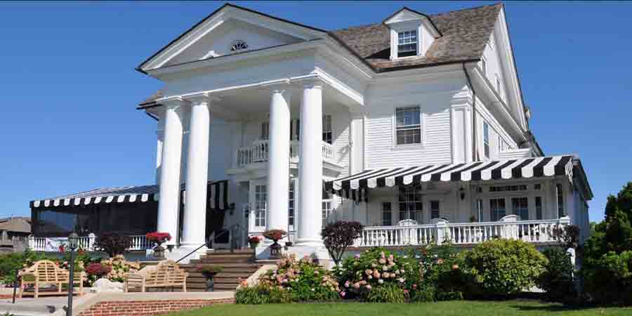 Peter Shields Restaurant,
Cape May, NJ Peter Shields Restaurant,
Cape May, NJ