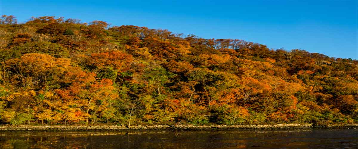 A guide to New Jersey Scenic Lakes and rivers A guide to New Jersey Scenic Lakes and rivers
