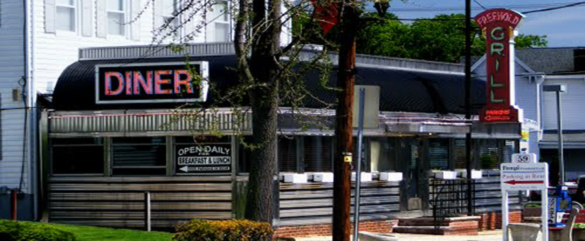 Roberto's Freehold Grill, Freehold, NJ. A restaurant review.