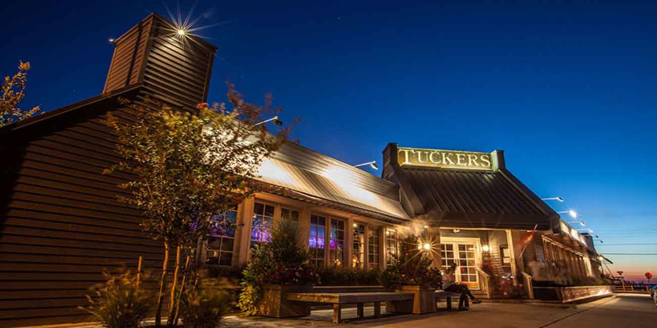 A restaurant Review of Tuckers Tavern, LBI, NJ A restaurant Review of Tuckers Tavern, LBI, NJ